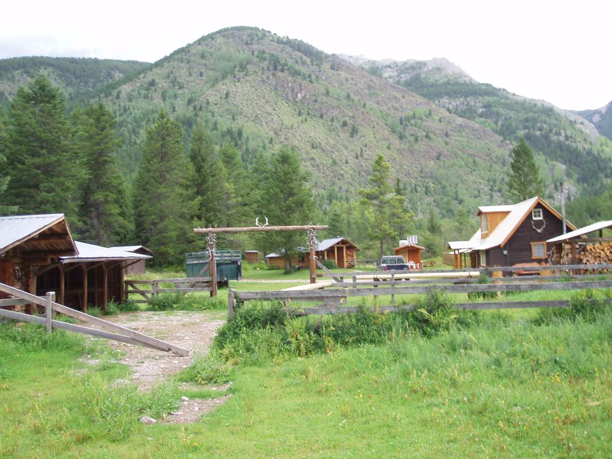 Hunting accommodation