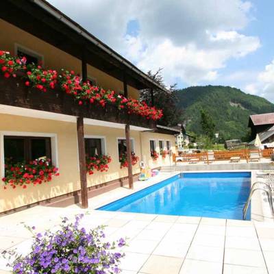 Hunting accommodation