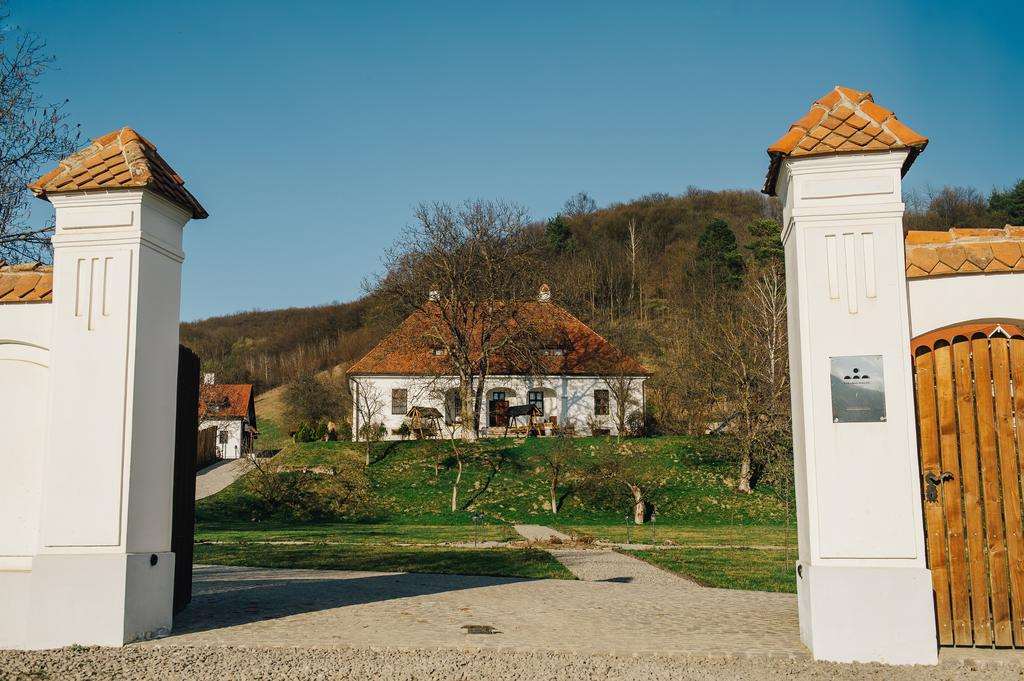 Hunting accommodation