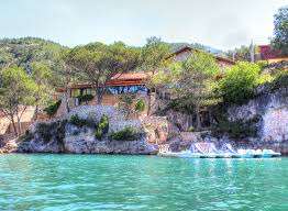 Hunting accommodation